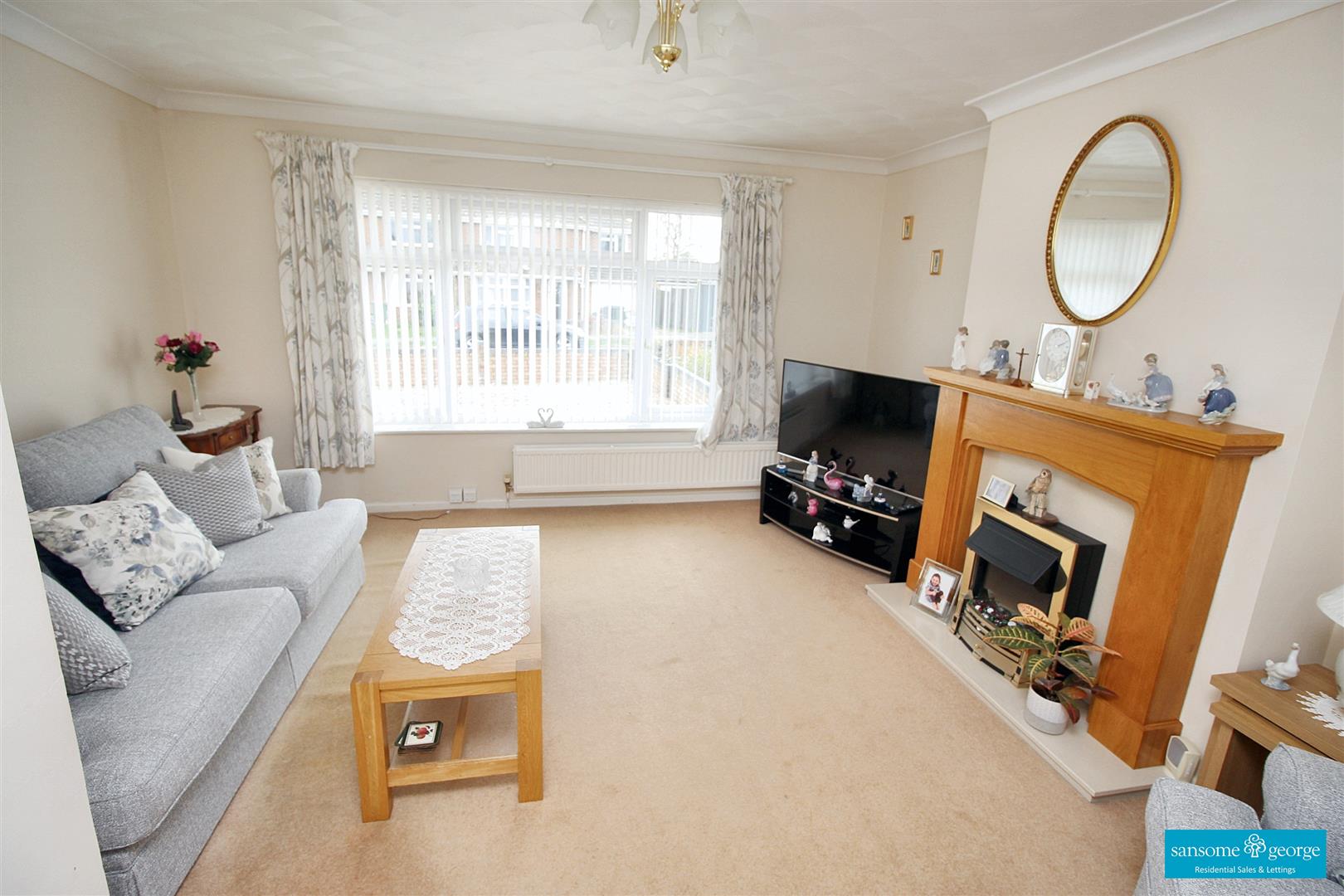 Eastbury Avenue, Tilehurst, Reading